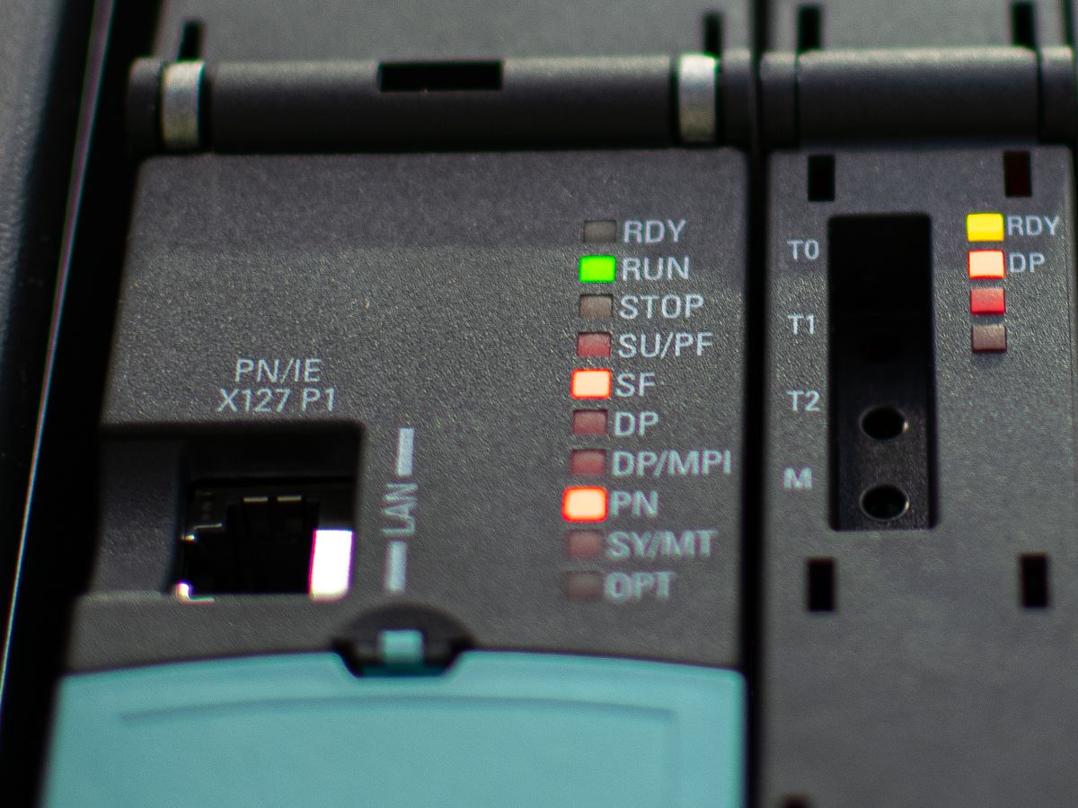 Controller with network connection in the cabinet
